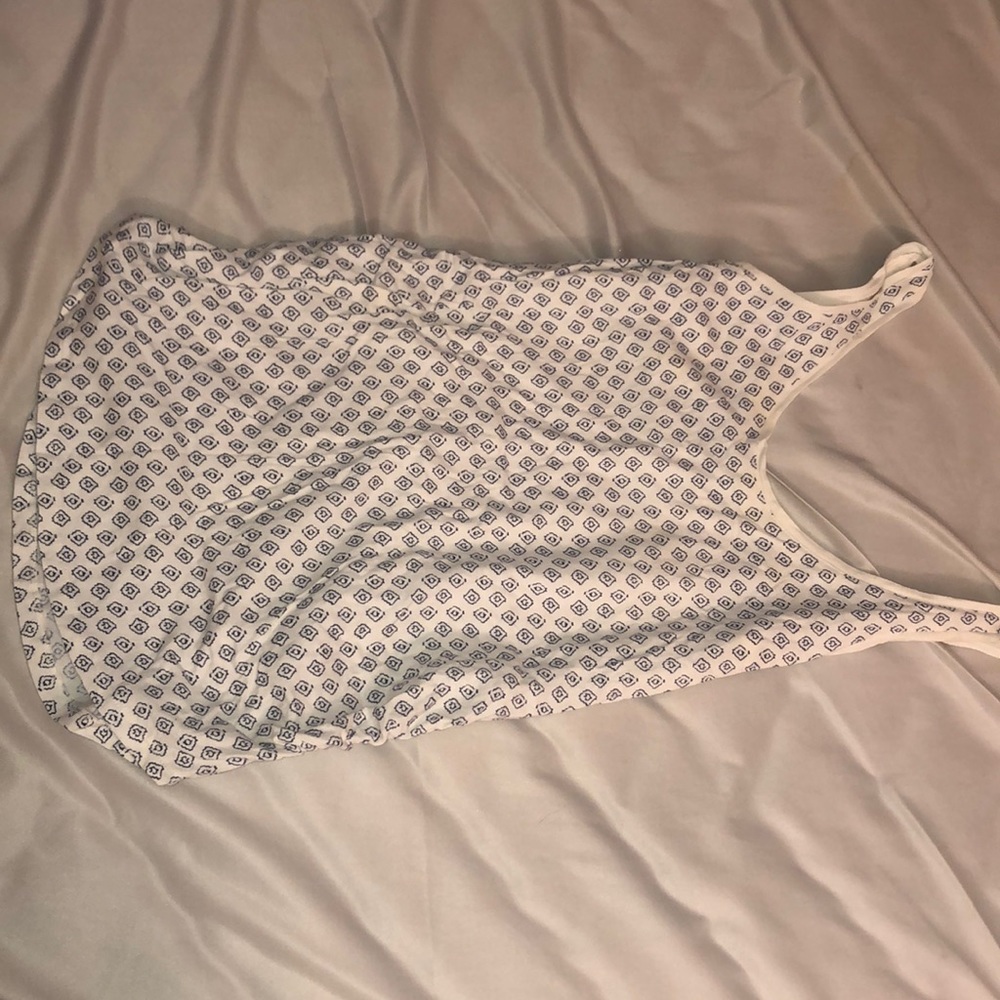 Maternity tank, white/blue pattern, ruched side